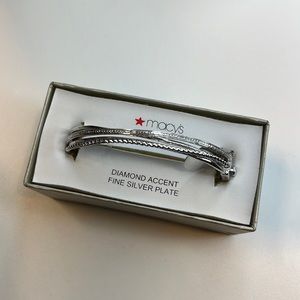 Macy’s Silver Plated Bangle Bracelet w/ Diamond Accents, NWT!!